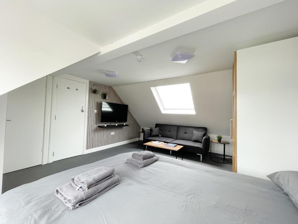 Cosy Bright Studio Apartment Close To Wembley Stadium ลอนดอน ภายนอก รูปภาพ