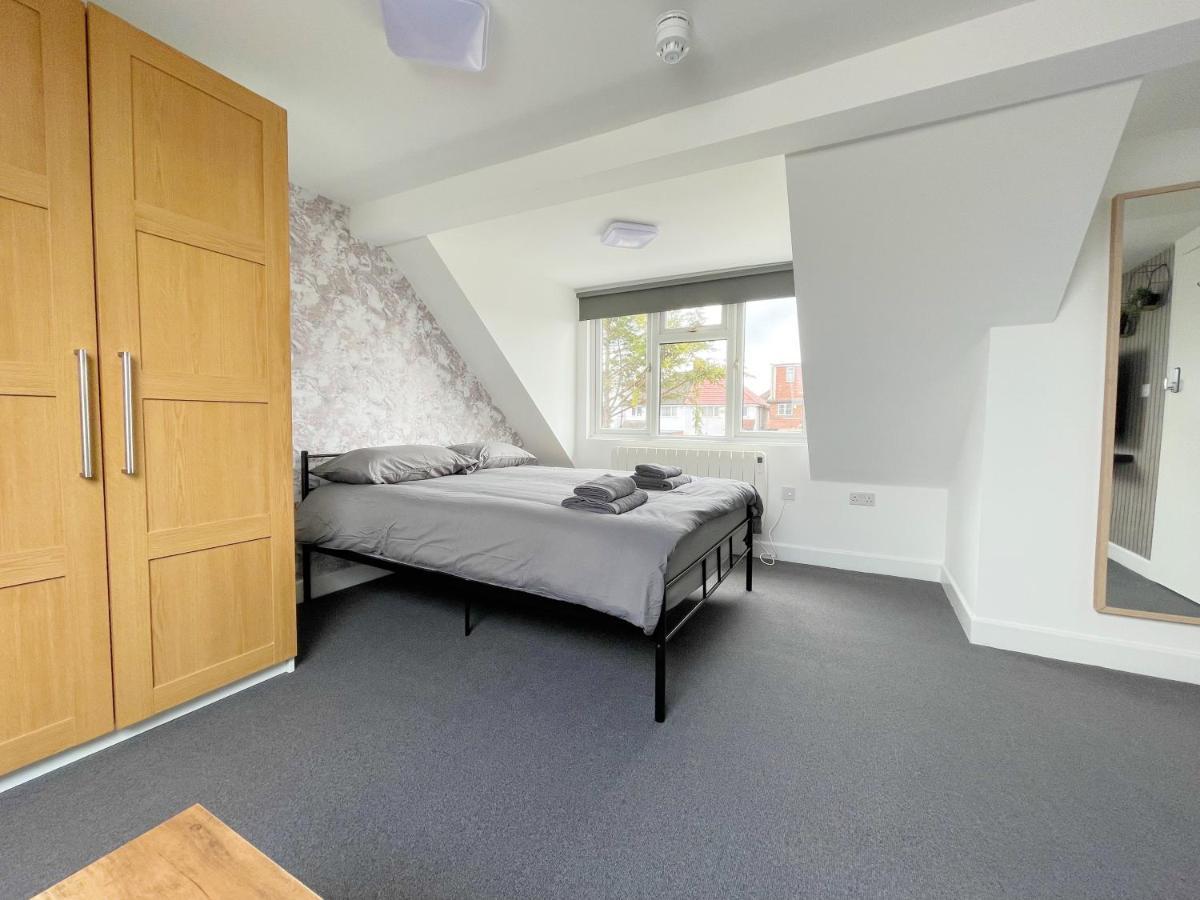 Cosy Bright Studio Apartment Close To Wembley Stadium ลอนดอน ภายนอก รูปภาพ