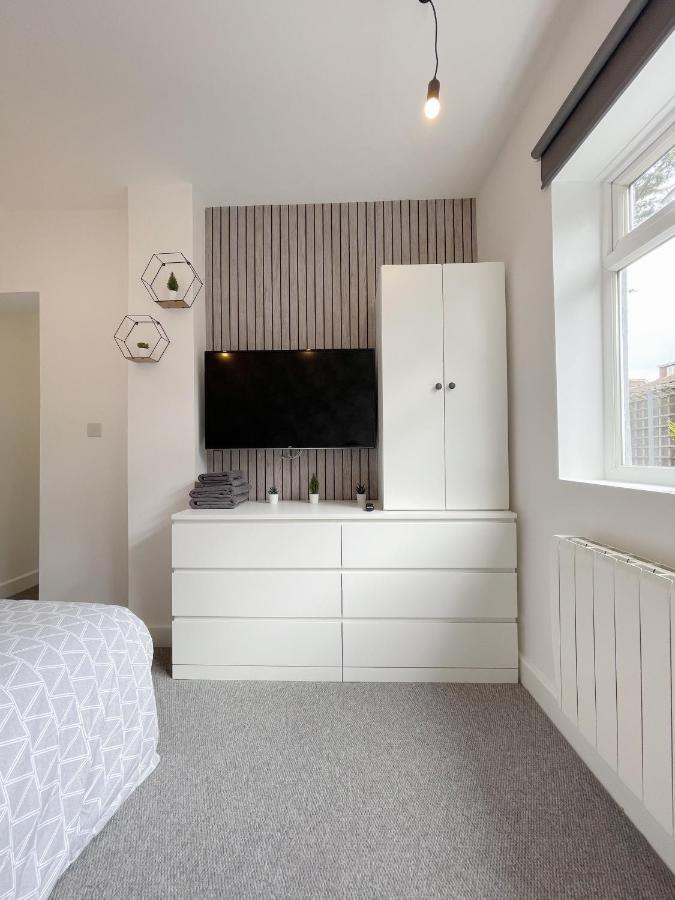 Cosy Bright Studio Apartment Close To Wembley Stadium ลอนดอน ภายนอก รูปภาพ